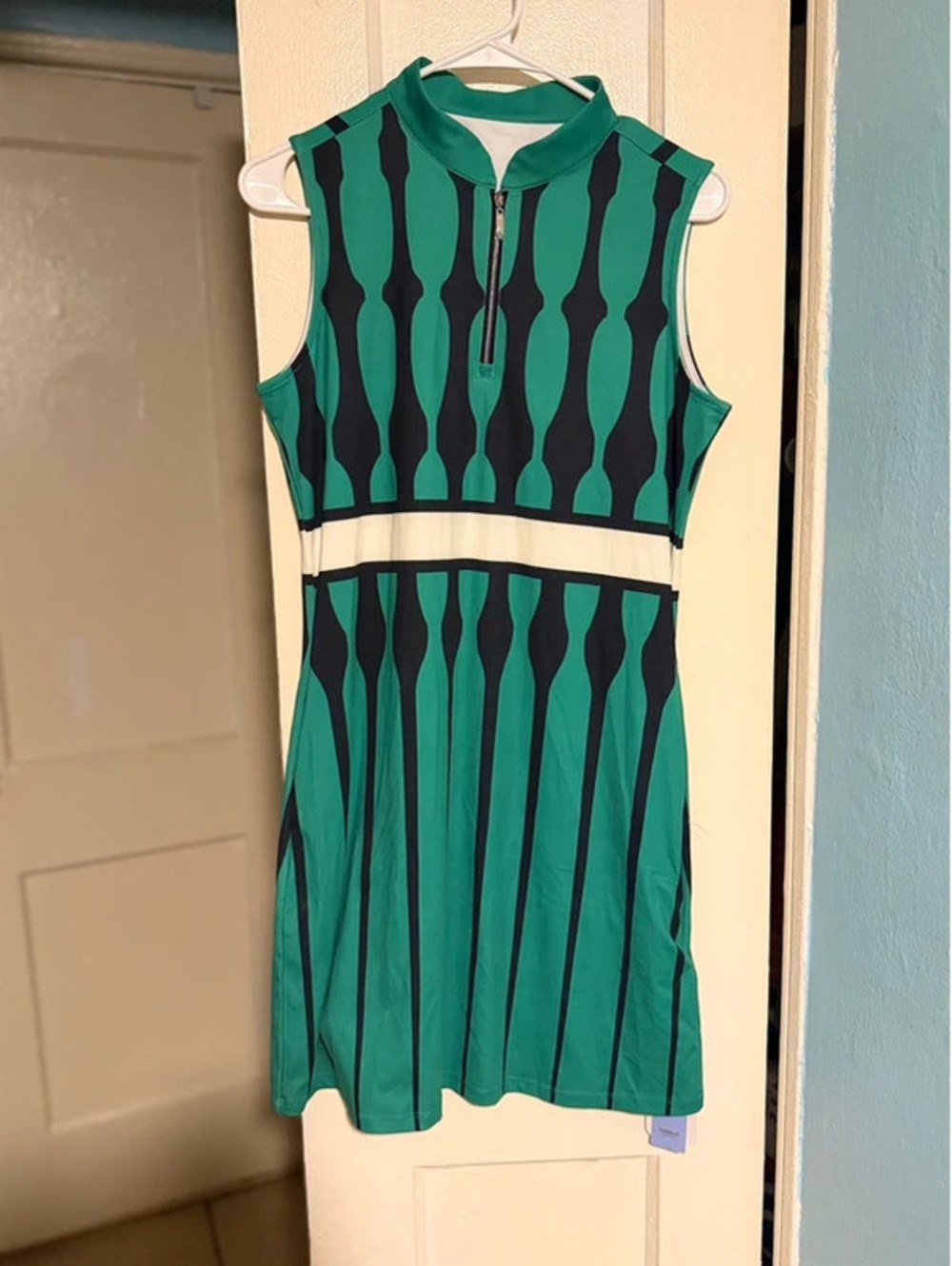 Acegolfs UPF 50+ Tennis Dress NWT Size Small
